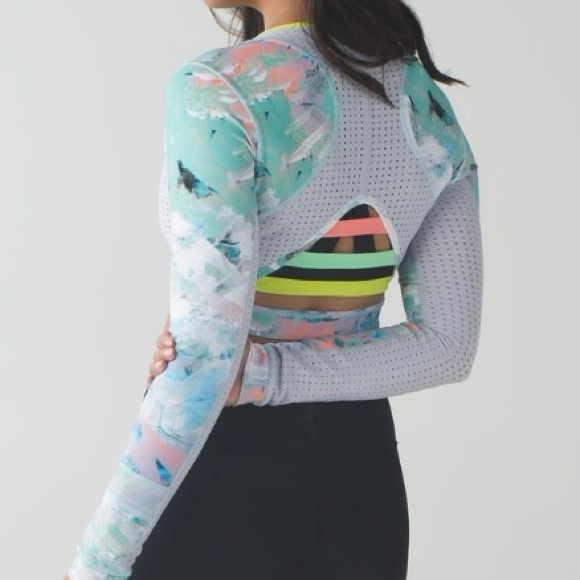 Lululemon Paddle Crop Top Womens Size 2 Reversible Mesh Warpstreme White/Silver - Picture 2 of 16